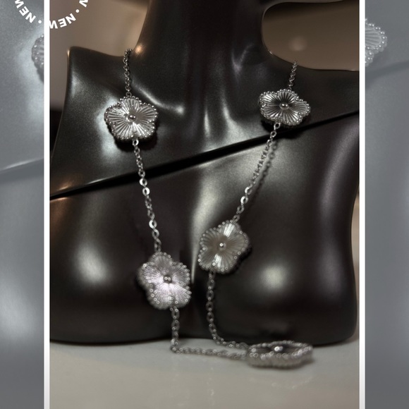 Jewelry - Silver Heart Pendant Necklace with Sterling Accents